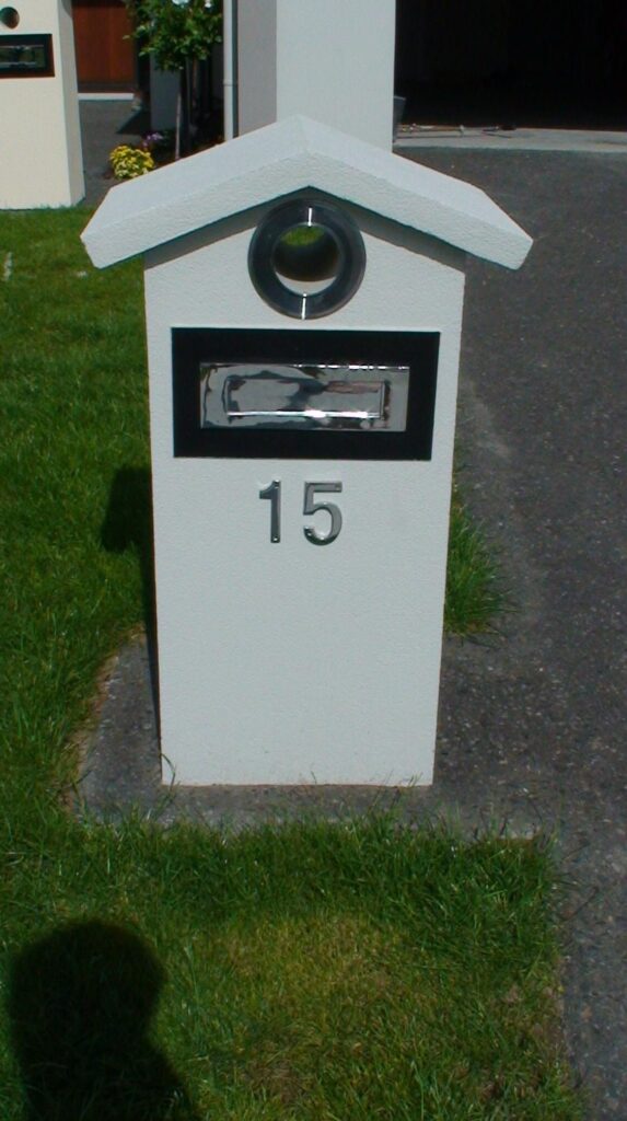 15-letterbox